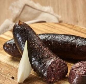 PASCAL MASSONDE et sa txistorra, son boudin noir et son piment d’Espelette